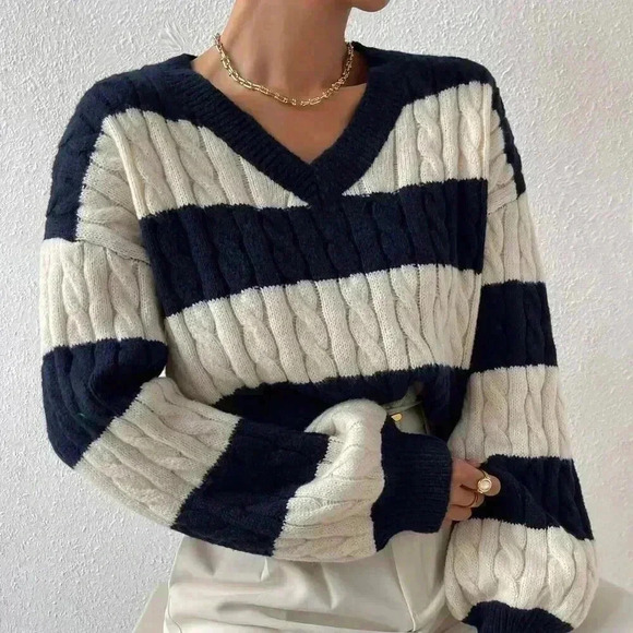 Multicolor Casual Women's Two Tone Cable Knit Drop Shoulder Sweater - Picture 6 of 6